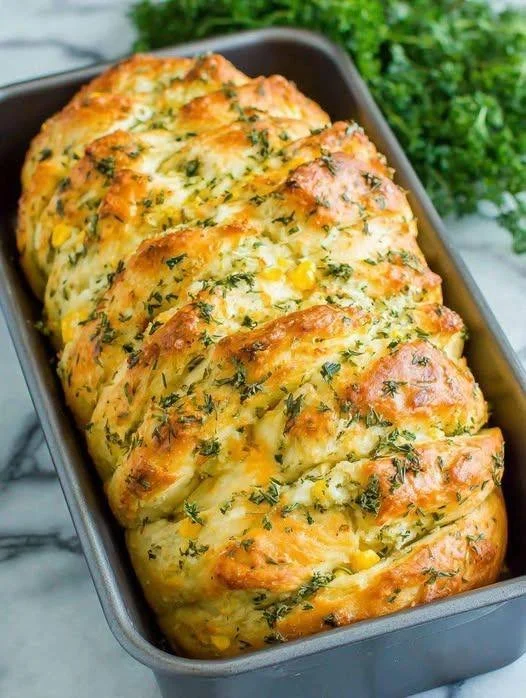 Rustic No-Knead Rosemary Garlic Bread